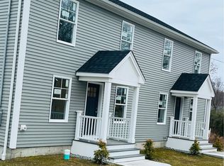 8 Infield St, Bridgeport, CT 06606