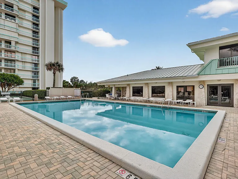 9940 S Ocean Dr #202 — Photo 22