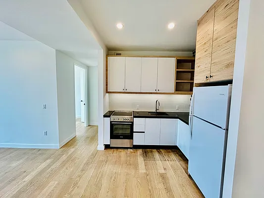 Rented by Rentopia | media 66