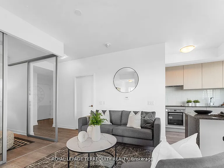 120 Parliament St #1808 — Photo 7