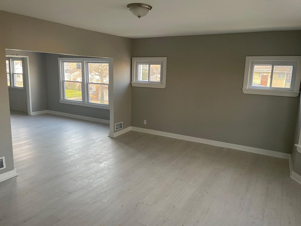 2nd unit living 2_04172023