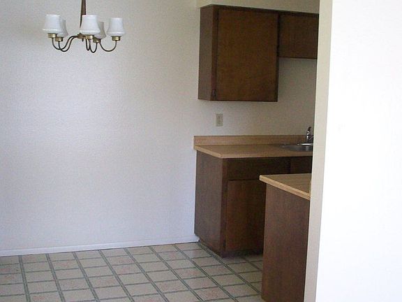 3rd image of 1417 S College Ave APT 12