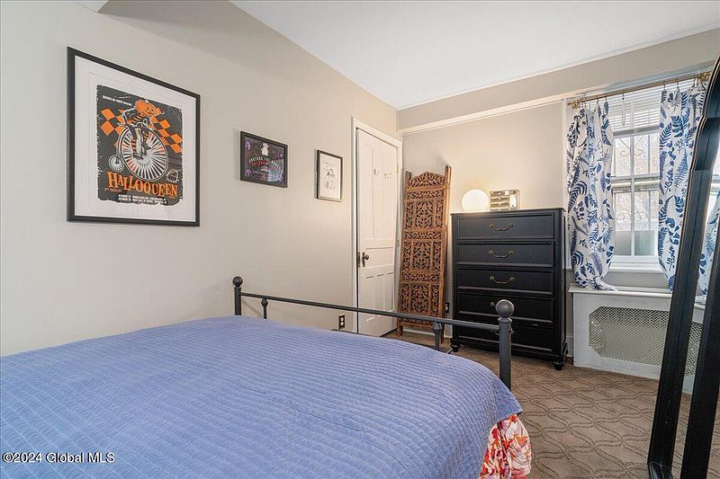 3rd image of 52 S Swan Street # G