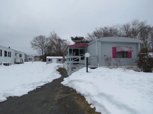 49 Eastbridge Rd, Taunton, MA 02780