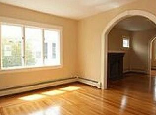 162 Hatfield St, Pawtucket, RI 02861