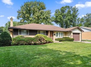 1420 N Hickory Ave, Arlington Heights, IL 60004