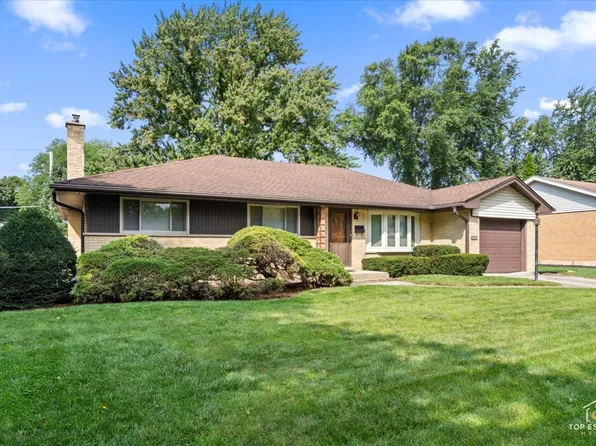 1420 N Hickory Ave, Arlington Heights, IL 60004