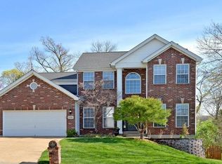 17448 Hilltop Ridge Dr, Eureka, MO