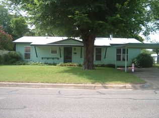 1400 De Ridder Ave, Fort Worth, TX 76106