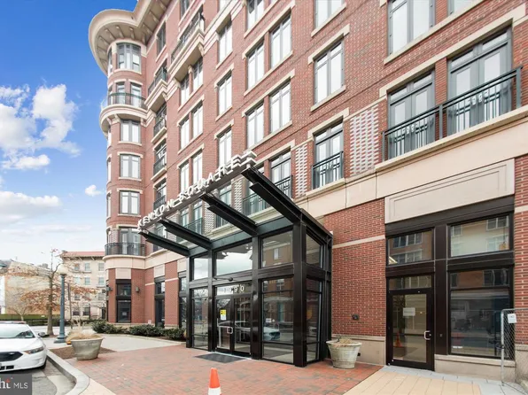 1390 Kenyon St NW Condo 717, Washington, DC 20009