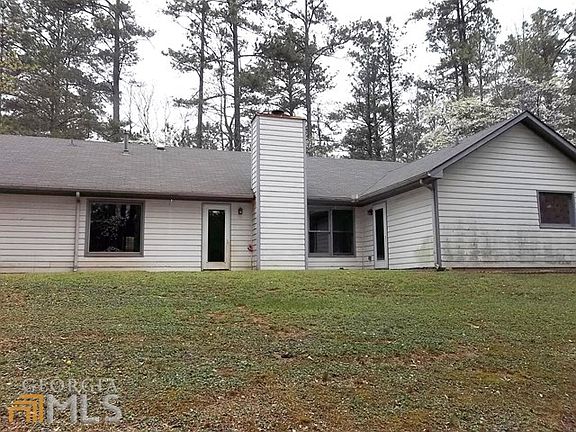 2nd image of 155 Ashland Trl