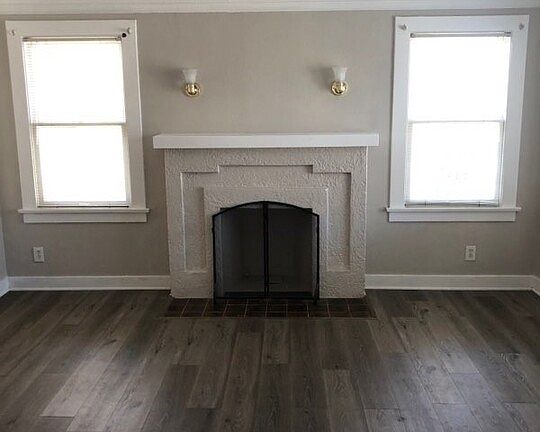 3rd image of 5951 Cimarron St
