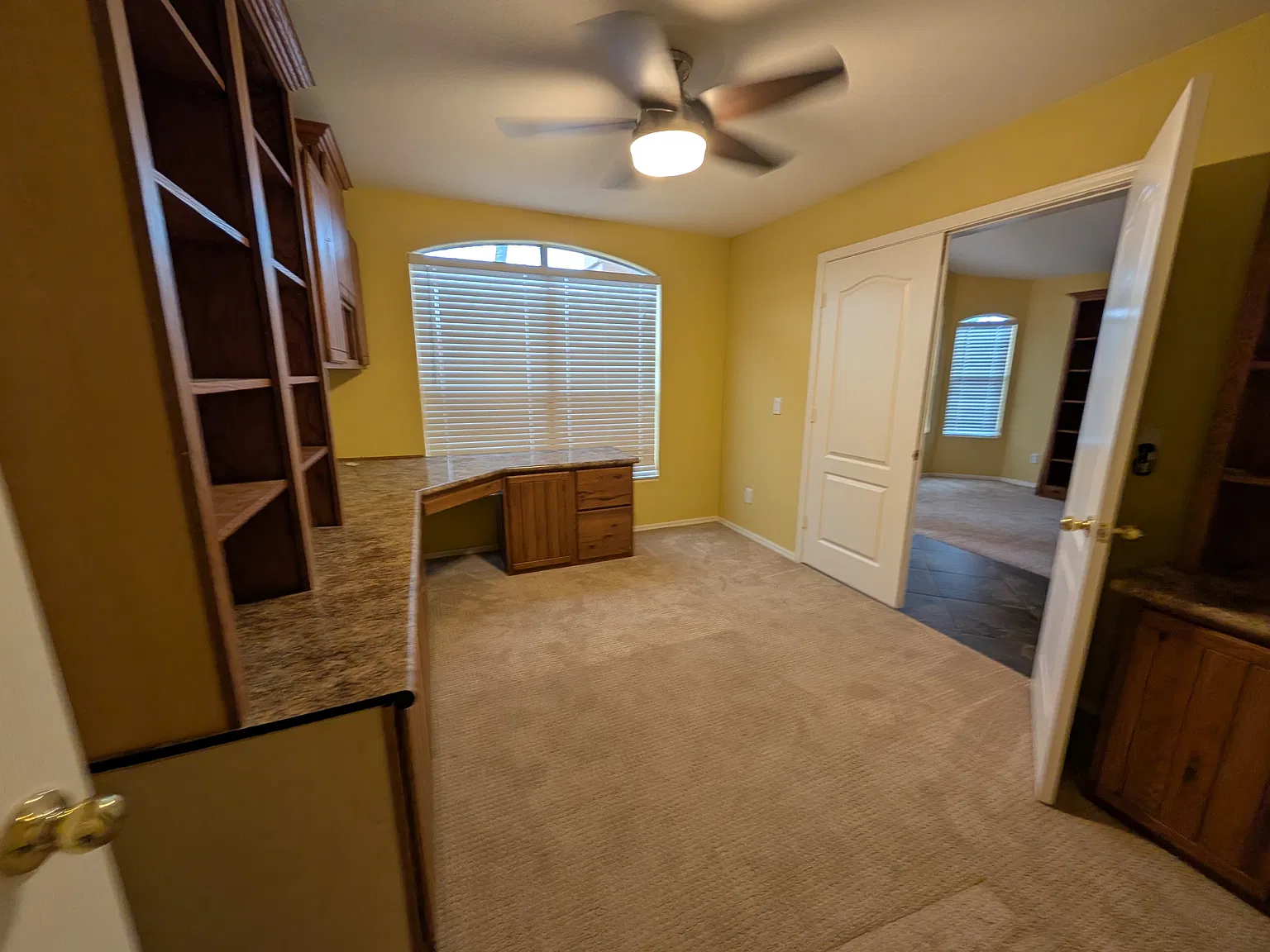 3 bed, 1713 sqft, $2,400 — Photo 4