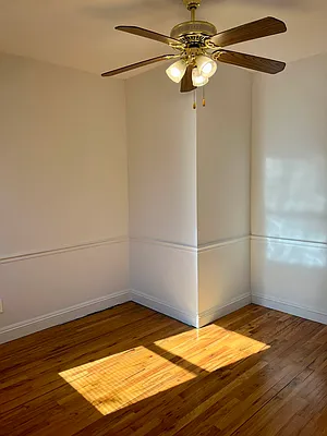 Rented by LDMI Realty Group LLC | media 14