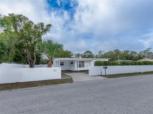 831 Woodlawn St, Clearwater, FL 33756