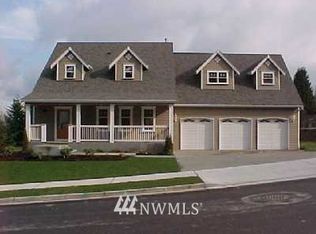 1517 7th St SE, Puyallup, WA 98372