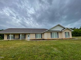 523 Douglas Dam Rd, Kodak, TN 37764