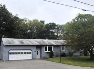 34 Briggs Rd, Westport, MA 02790