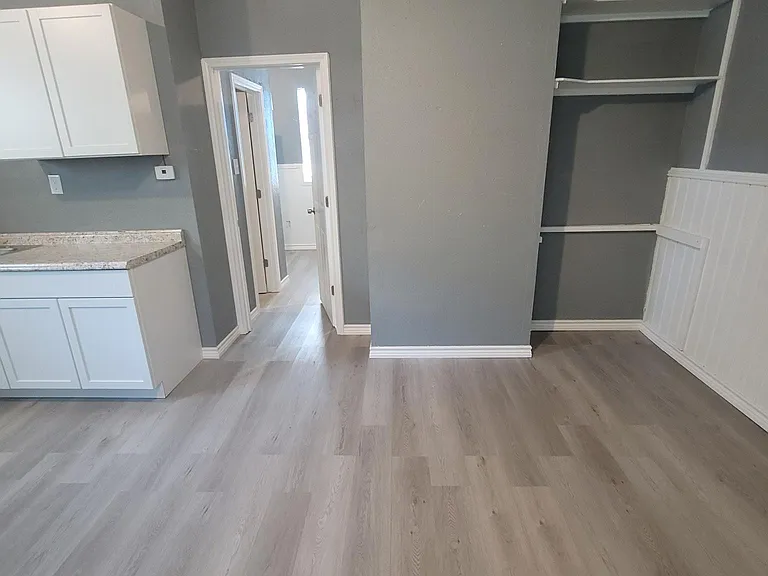 513 E Caney St #I — Photo 13