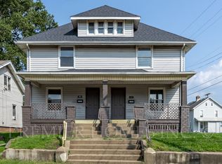 1402 Harrisburg Rd NE, Canton, OH 44705