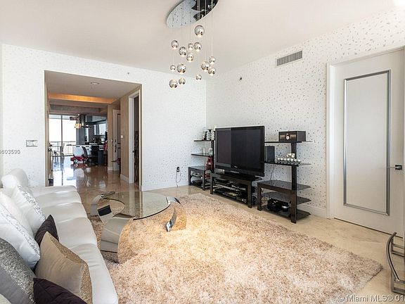 4th image of 18101 Collins Ave APT 4608