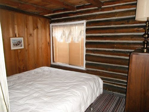 5th image of 2437 Price St