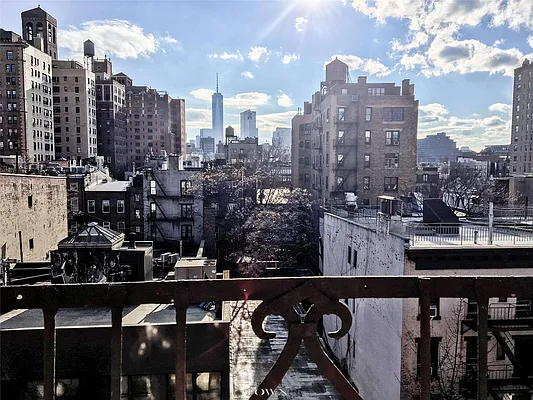 Rented by Town Residential | media 16