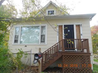 1800 Lincoln St, North Chicago, IL