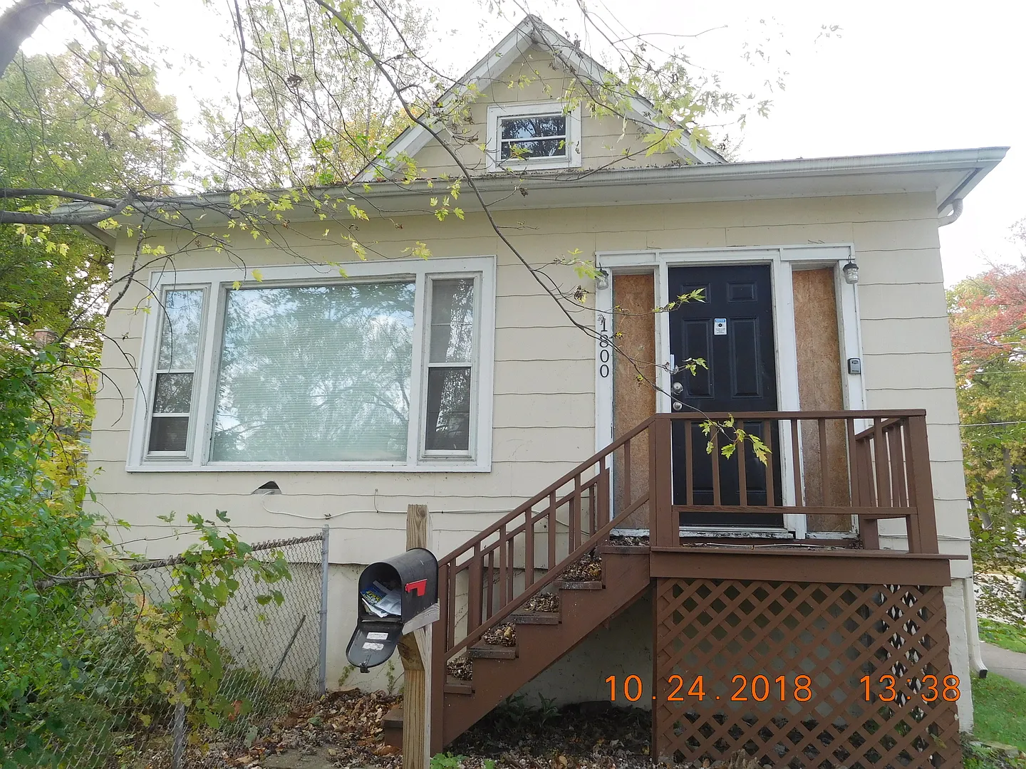 1800 Lincoln St photo 1