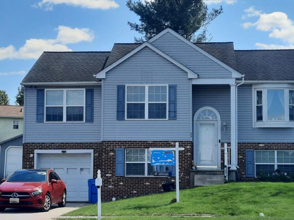 1st image of 33 Musket Ct