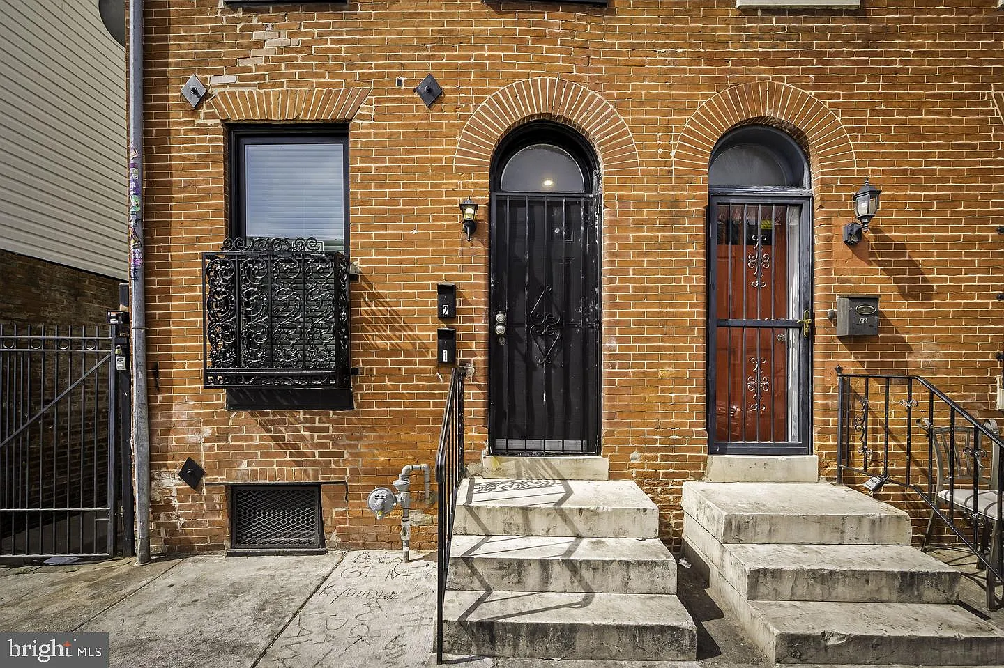 1 bed, 1.0 bath, 1690 sqft, $1,200 — Photo 3