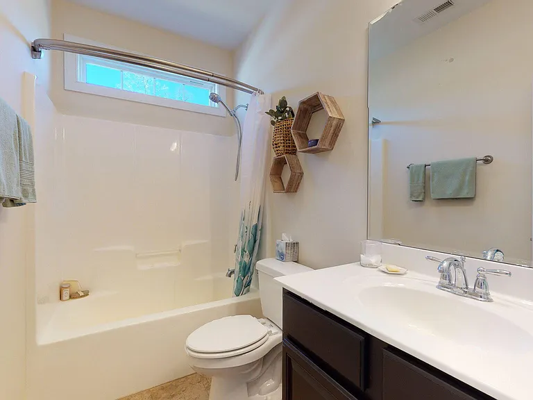 505 Pinehurst Cir — Photo 46