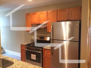 68 Egmont St #2R, Brookline, MA 02446