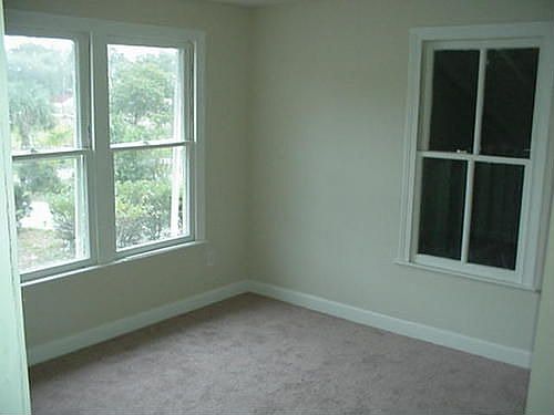 3rd image of 236 W Walts Ave