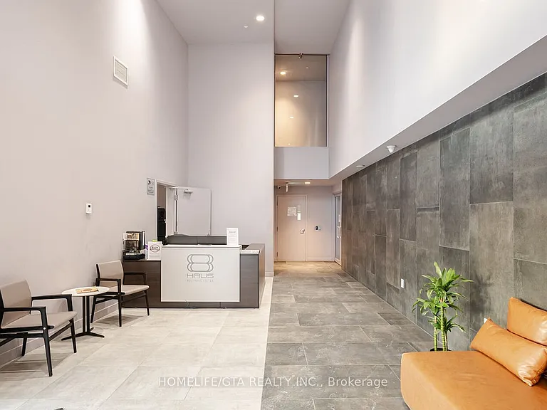 2433 Dufferin St #208 — Photo 5