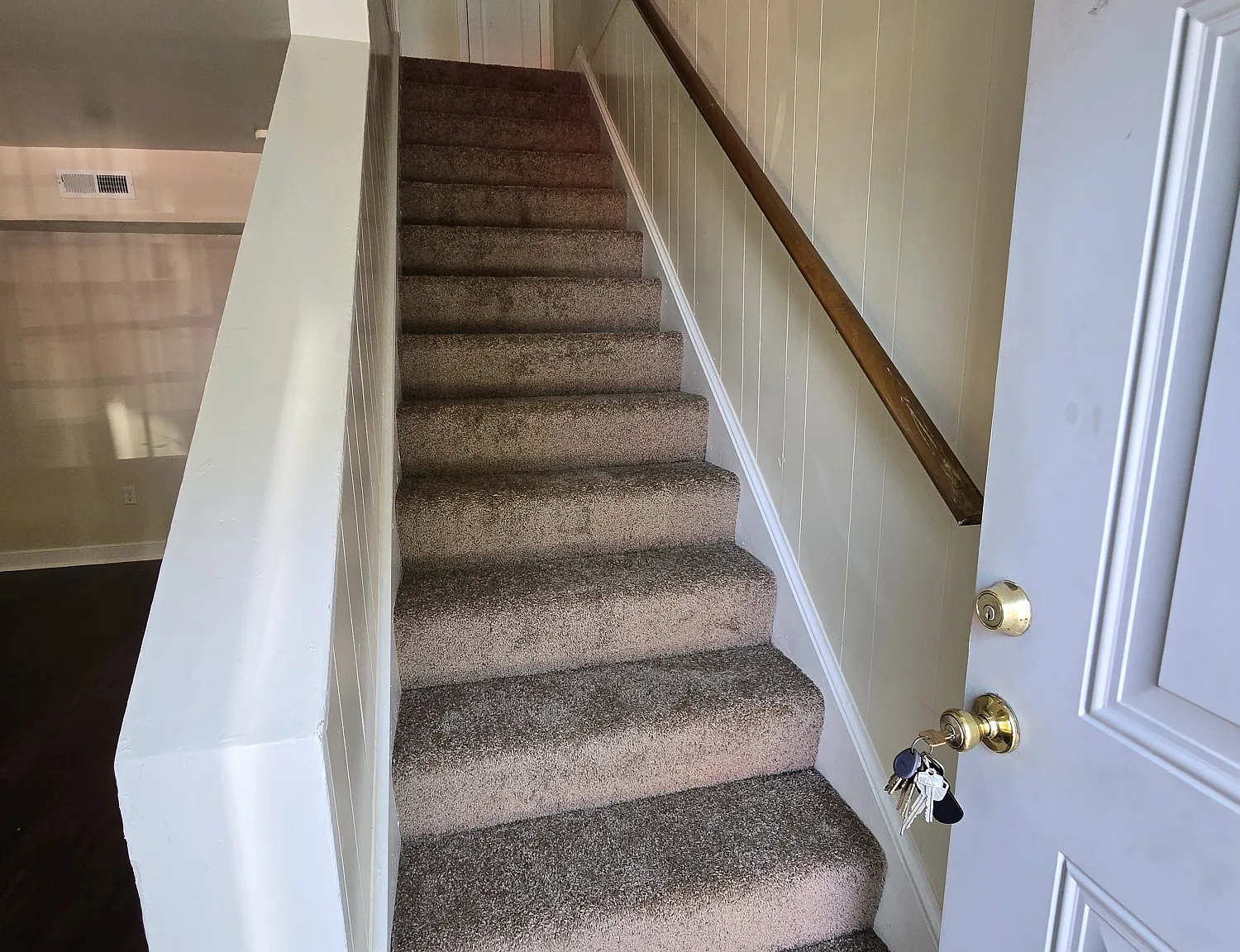 2 bed, 900 sqft, $995 — Photo 3