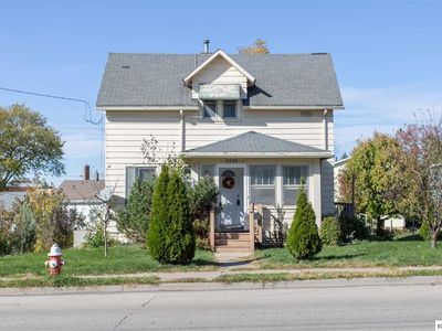 2559 University Ave, Dubuque, IA, 52001