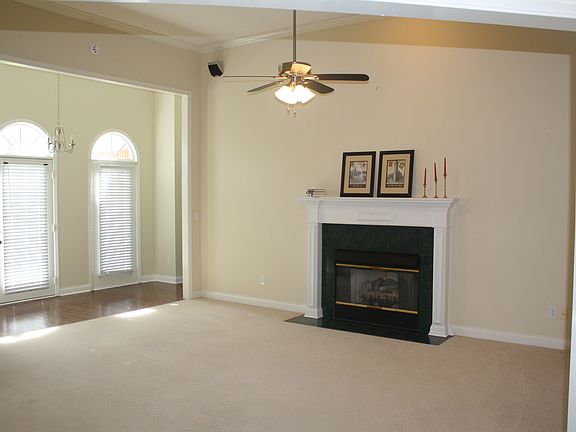3rd image of 2619 Quarter Ln SE