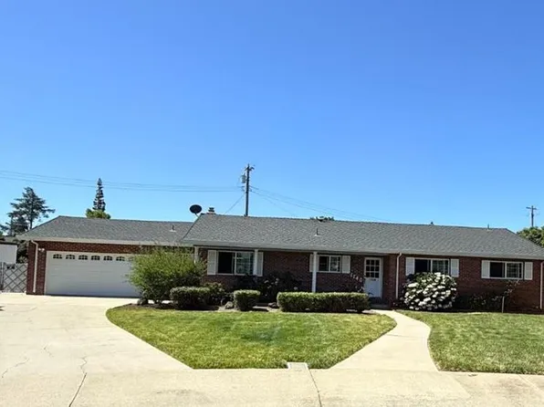 1140 Junewood Ct, Lodi, CA 95242