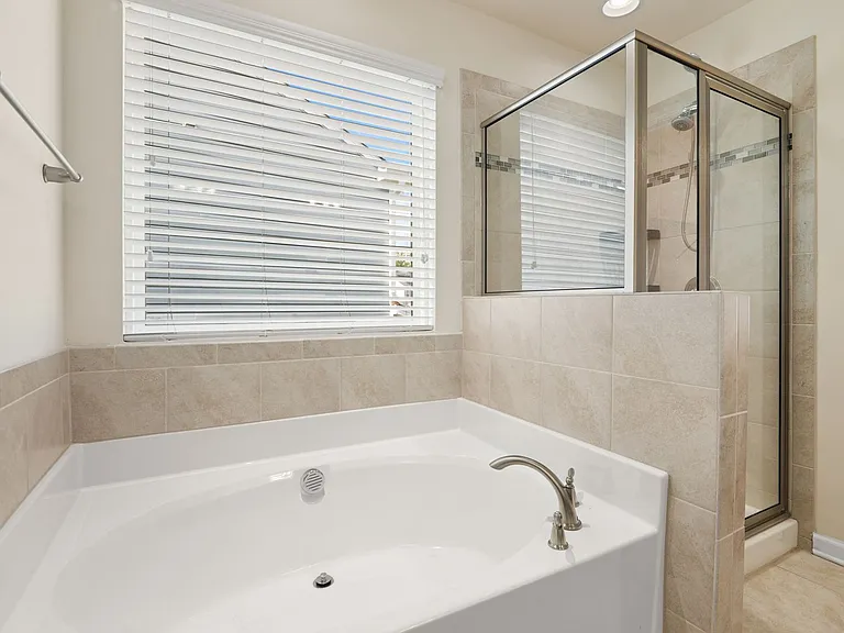 1908 Nellora Ln — Photo 17