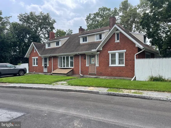 1514 Allison St, Harrisburg, PA 17104
