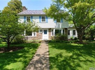 104 Harold Rd, Woodmere, NY 11598