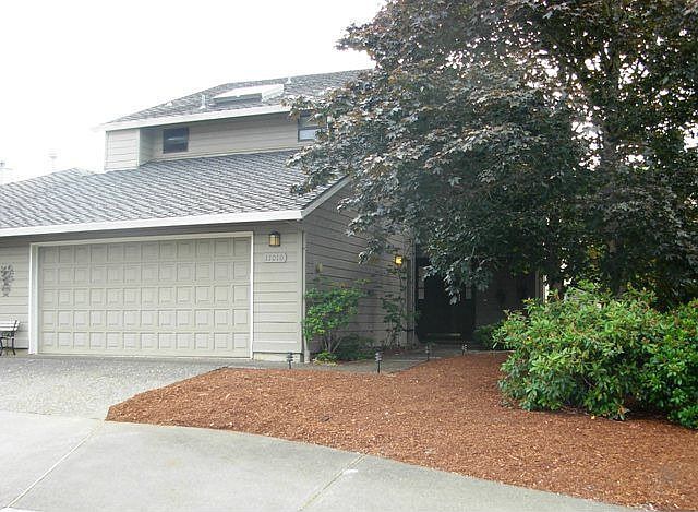 1st image of 11010 SW Summer Lake Dr
