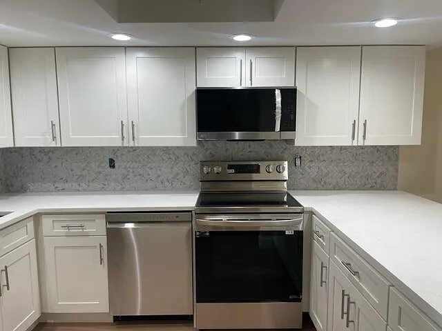 3243 Beach View Way — Photo 7