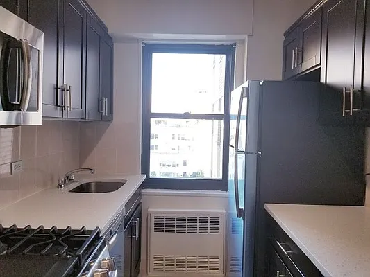 Rented by LG Fairmont Group | media 16