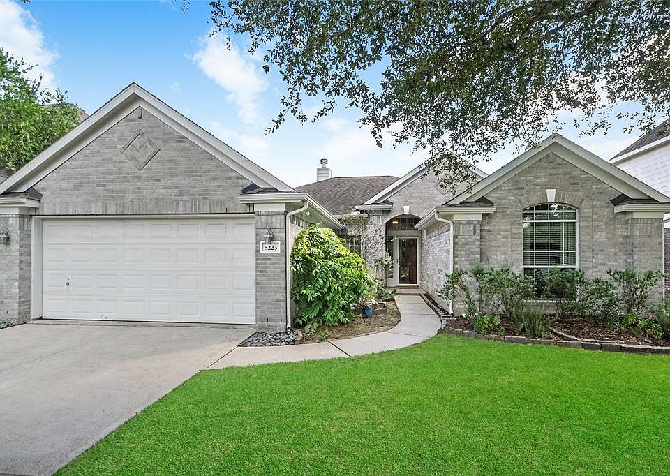 2nd image of 5223 Summer Oak Dr