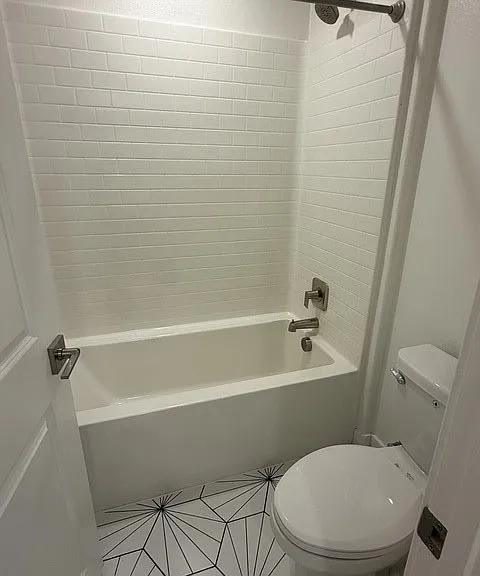 204 Baluster — Photo 13
