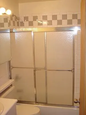 Rented by Metroline Realty | media 3