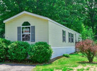 105 Colonial Vlg, Somersworth, NH 03878
