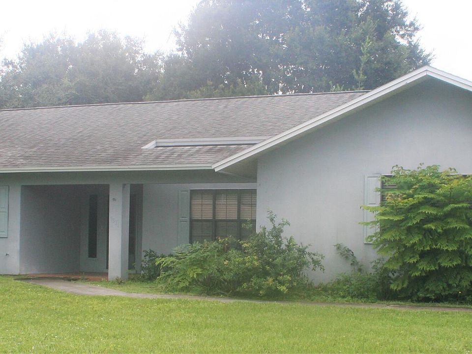 1st image of 1311 Saint Andrews Dr